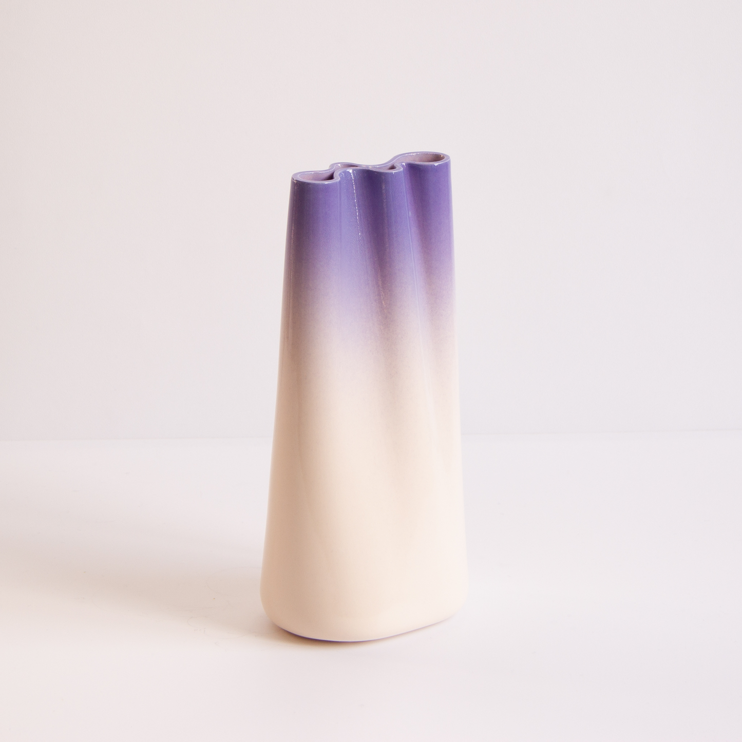 [JUMONY] High Gloss Porcelain Vase - Tall in English Laverder