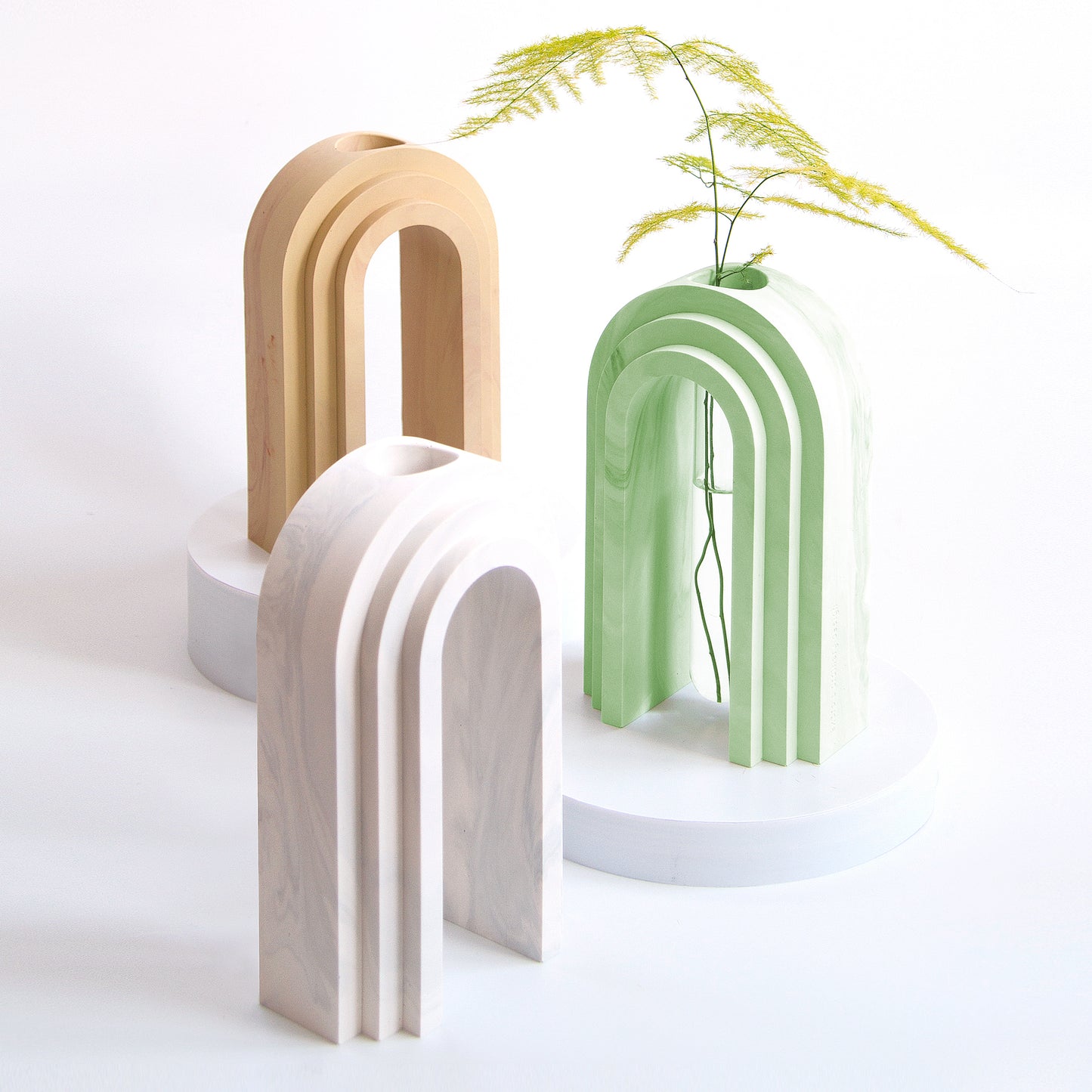 [SCALA] Marble Finish Arch Vase + Propagator